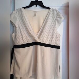 Old Navy White Pleated Wrap Blouse Cap Sleeve